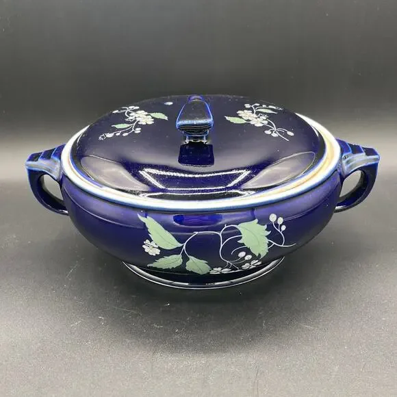 Vtg Hall China Sundial Casserole Dish with Lid - Cobalt Blue Garden Decal - Picture 3 of 10
